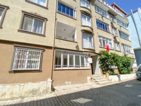 Kumbağ Merkezi Konumda Geniş Balkonlu Kiralık 1+1 Daire