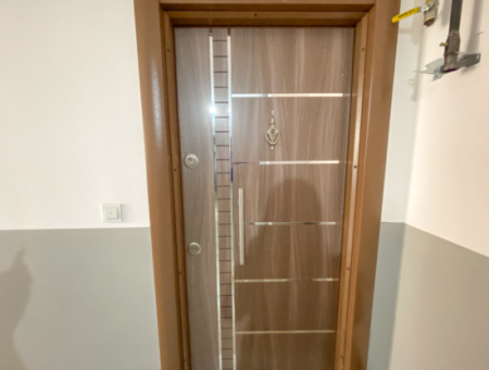 Kumbağ Merkezi Konumda Geniş Balkonlu Kiralık 1+1 Daire