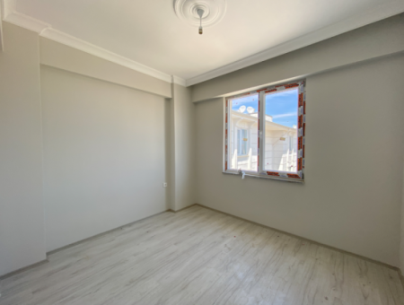 Aquaparklı Havuzlu Denize Yakın Kayakent Sitesinde Satılık 2+1