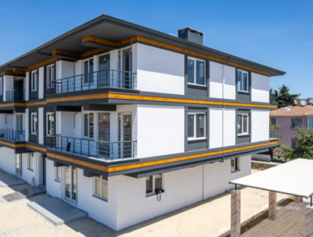 Kumbağ Deniz Tarafında Havuzlu Sitede Satılık Lüks 2+1 Daireler