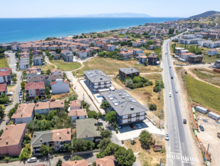 Kumbağ Deniz Tarafında Havuzlu Sitede Satılık Lüks 2+1 Daireler