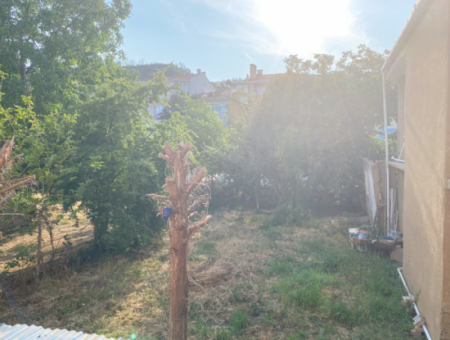 Kumbağ'da Merkezi Konumda Eşyalı 1+1 Kiralık Daire