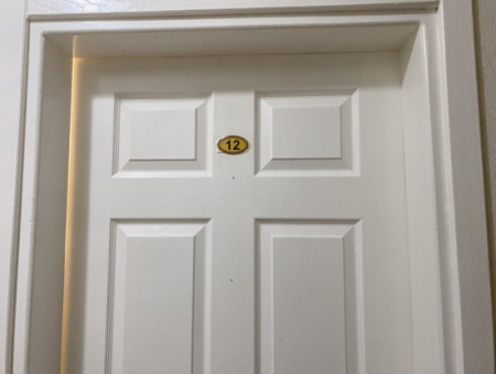 Kumbağ'da Merkezi Konumda Eşyalı 1+1 Kiralık Daire