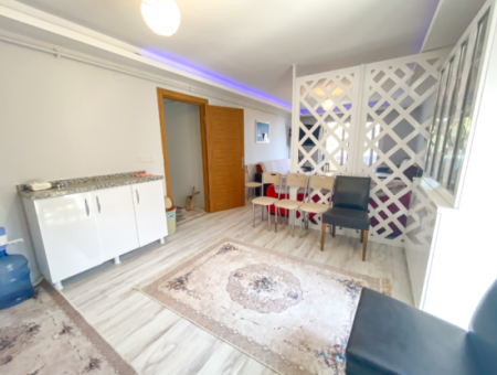 Kumbağ'da Deniz Manzaralı Havuzlu Eşyalı 2+1 Satılık Daire