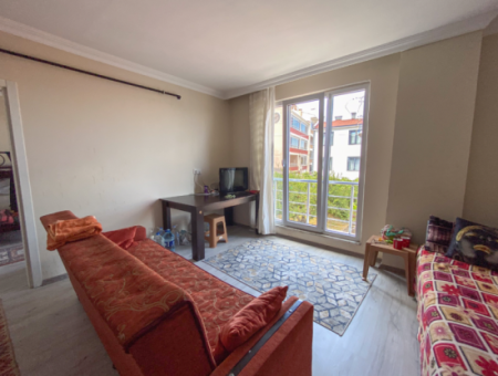 Kumbağ'da Merkezi Konumda Eşyalı 2+1 Kiralık Daire