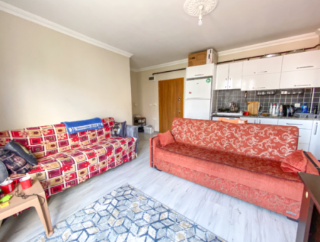 Kumbağ'da Merkezi Konumda Eşyalı 2+1 Kiralık Daire