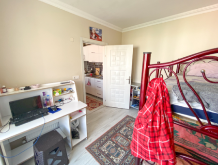 Kumbağ'da Merkezi Konumda Eşyalı 2+1 Kiralık Daire