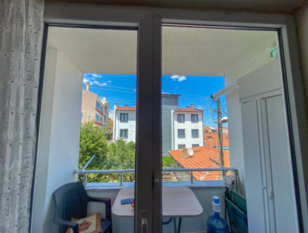 Kumbağ'da Merkezi Konumda Eşyalı 2+1 Kiralık Daire