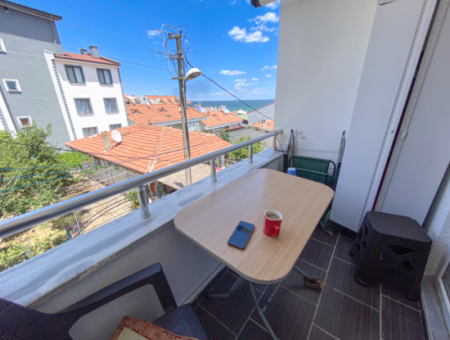 Kumbağ'da Merkezi Konumda Eşyalı 2+1 Kiralık Daire
