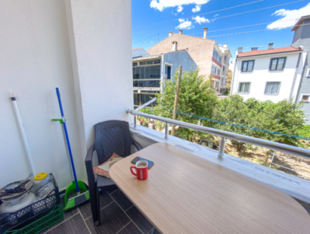 Kumbağ'da Merkezi Konumda Eşyalı 2+1 Kiralık Daire