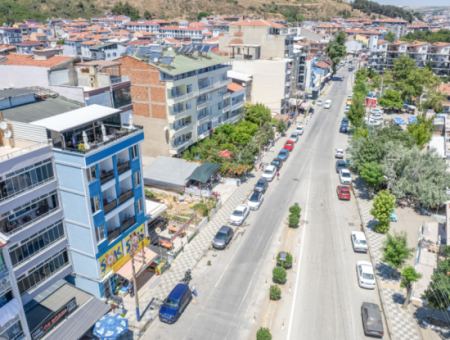Kumbağ'da Sahil Kordonuna Yakın Satılık Apart Otel