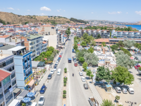 Kumbağ'da Sahil Kordonuna Yakın Satılık Apart Otel