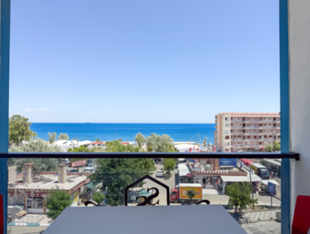 Kumbağ'da Sahil Kordonuna Yakın Satılık Apart Otel