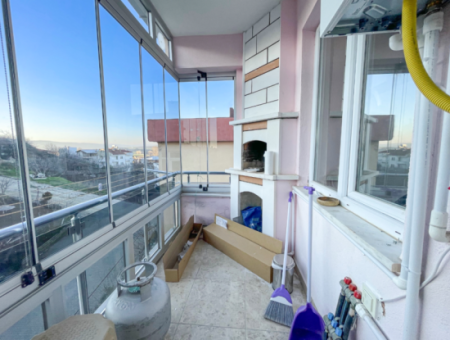 Kumbağ'da Merkezi Konumda Asansörlü Eşyalı 2+1 Kiralık Daire