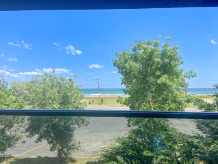 Kumbağ Denize Sıfır Lüks Krediye Uygun Satılık 3+1 Bahçeli Villa