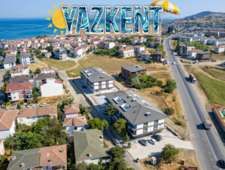 Kumbağ Deniz Tarafında Havuzlu Sitede Satılık Lüks 1+1 Daireler