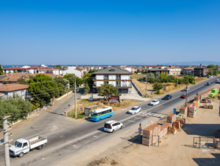 Kumbağ Deniz Tarafında Havuzlu Sitede Satılık Lüks 1+1 Daireler
