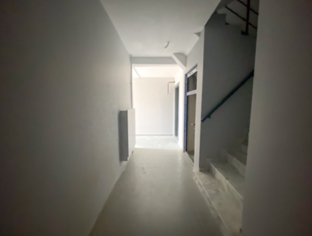 Kumbağ Deniz Tarafında Havuzlu Sitede Satılık Lüks 1+1 Daireler