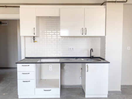 Kumbağ Havuzlu Sitede Denize Yakın Kiralık Lüks 2+1 Daireler