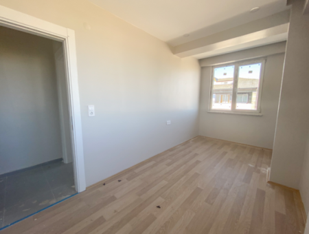 Kumbağ Havuzlu Sitede Denize Yakın Kiralık Lüks 2+1 Daireler