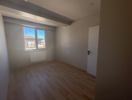 Kumbağ Havuzlu Sitede Denize Yakın Kiralık Lüks 2+1 Daireler