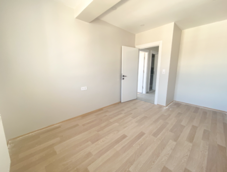 Kumbağ Havuzlu Sitede Denize Yakın Kiralık Lüks 2+1 Daireler