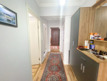 Kumbağ'da Pazar Sokağına Yakın Eşyalı Geniş 2+1 Satılık Daire