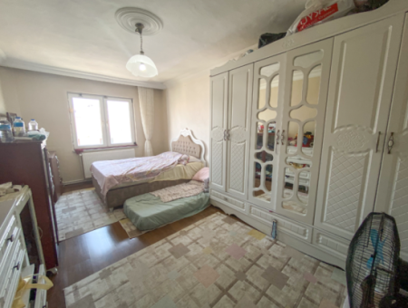 Altınova Mah. Site İçerisinde Deniz Manzaralı Satılık 2+1 Daire