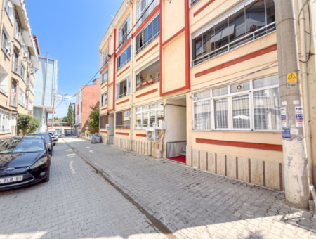 Kumbağ'da Merkezi Konumda Bahçeli Satılık 2+1 Daire