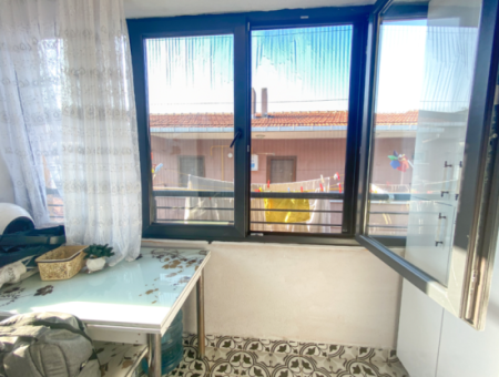 Kumbağ Pazar Sokağına Yakın Yeni Binada Satılık Geniş 2+1 Daire