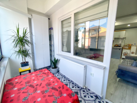 Kumbağ Pazar Sokağına Yakın Geniş Eşyalı 2+1 Kiralık Daire