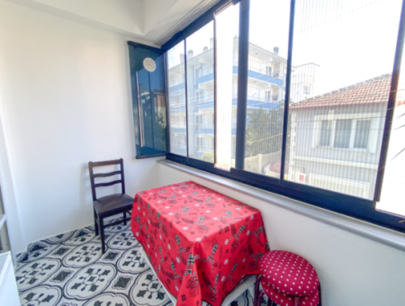 Kumbağ Pazar Sokağına Yakın Geniş Eşyalı 2+1 Kiralık Daire