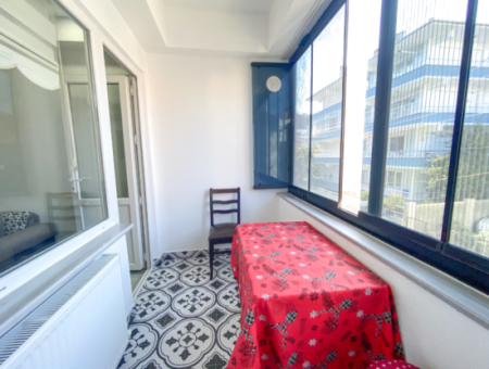 Kumbağ Pazar Sokağına Yakın Geniş Eşyalı 2+1 Kiralık Daire