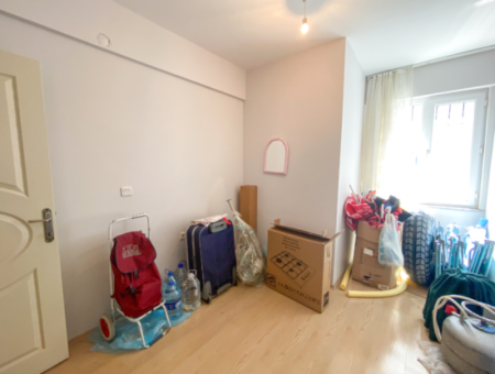 Kumbağ Pazar Sokağına Yakın Geniş 2+1 Kiralık Daire
