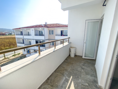 Kumbağ'da Havuzlu Site İçerisinde Eşyalı Kiralık 1+1 Daire
