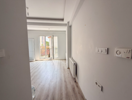 Kumbağ'ın Tam Merkezinde İskanlı Satılık 1+1 Daire