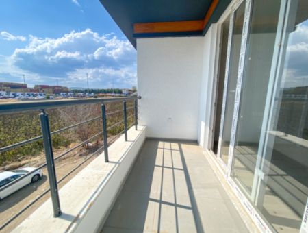 Kumbağ Havuzlu Sitede Denize Yakın Satılık Lüks 1+1 Daireler