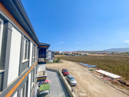Kumbağ Havuzlu Sitede Denize Yakın Satılık Lüks 1+1 Daireler