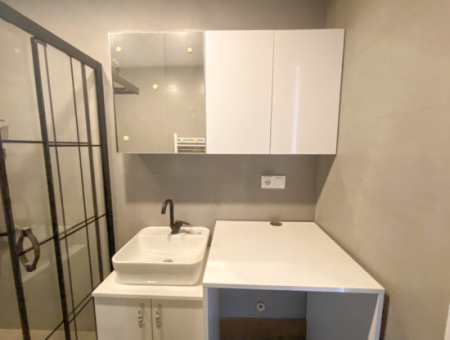 Kumbağ Havuzlu Sitede Denize Yakın Satılık Lüks 1+1 Daireler