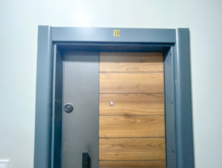 Kumbağ Havuzlu Sitede Denize Yakın Satılık Lüks 1+1 Daireler
