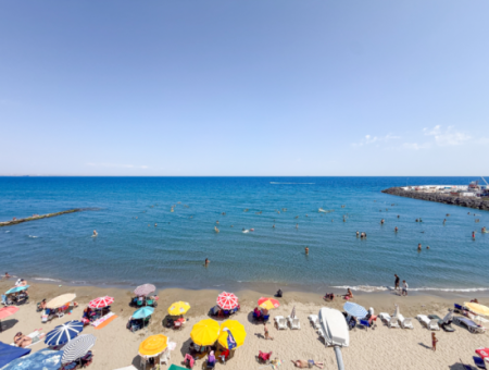 Kumbağ Sahil Kordonunda Panoramik Deniz Manzaralı 1+1 Kiralık