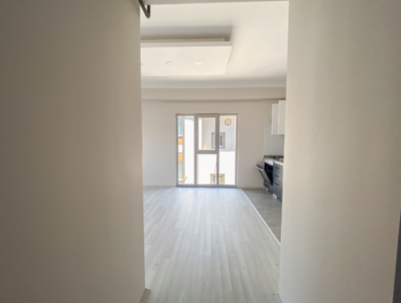 Kumbağ Havuzlu Sitede Denize Yakın Kiralık 2+1 Sıfır Daireler