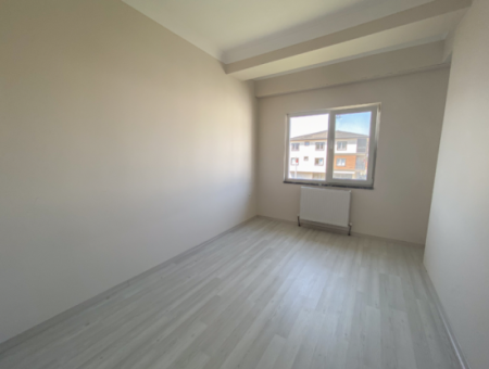 Kumbağ Havuzlu Sitede Denize Yakın Kiralık 2+1 Sıfır Daireler
