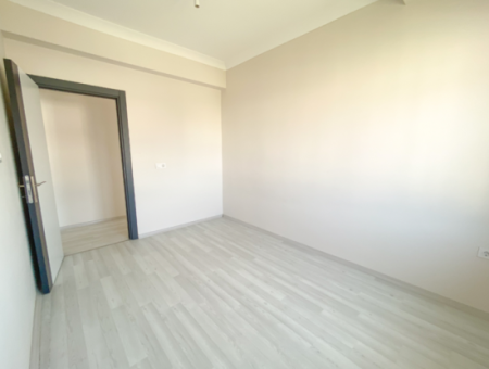 Kumbağ Havuzlu Sitede Denize Yakın Kiralık 2+1 Sıfır Daireler