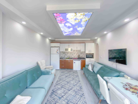 Kumbağ'da Caddenin Deniz Tarafında Eşyalı 2+1 Kiralık Daire
