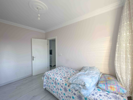 Kumbağ'da Caddenin Deniz Tarafında Eşyalı 2+1 Kiralık Daire