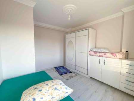 Kumbağ'da Caddenin Deniz Tarafında Eşyalı 2+1 Kiralık Daire