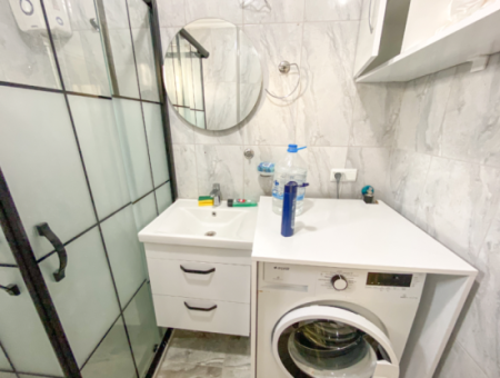 Kumbağ'da Caddenin Deniz Tarafında Eşyalı 2+1 Kiralık Daire
