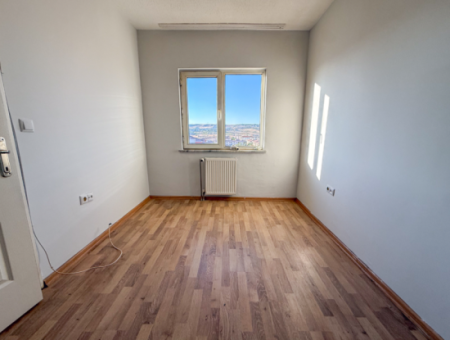 Karadeniz Mahallesinde Toki Konutlarında İskanlı Satılık 2+1 Daire 