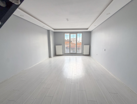 Altınova'da Çift Teraslı Dubleks Deniz Manzaralı Kiralık 3+1